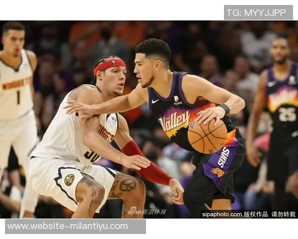 乔治表现平平仅得12分6板2助1断球队需更多支持